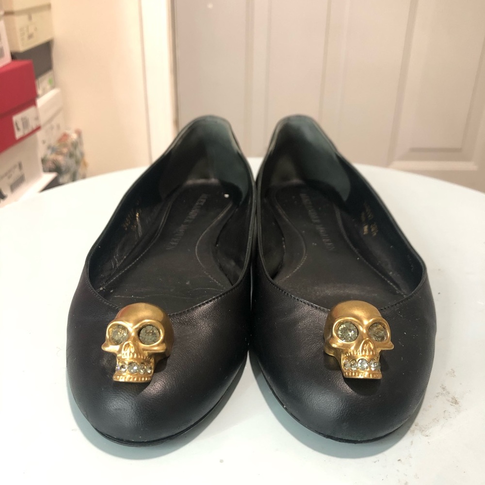 Alexander McQueen pre-loved Sz 38.5